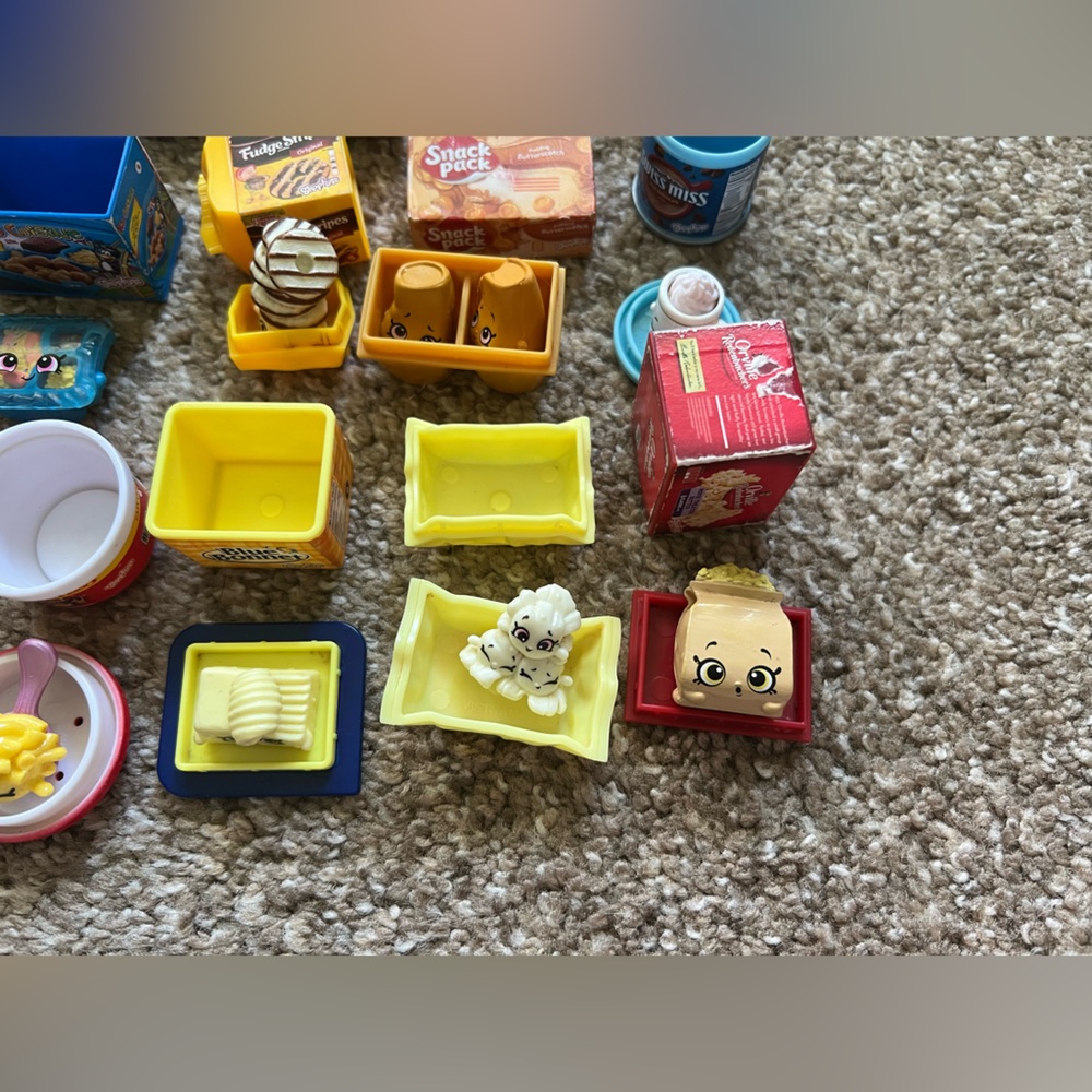 *Damaged* Lot of 30 Shopkins Real Littles Breyers Marie Callender’s Klondike - Picture 14 of 14